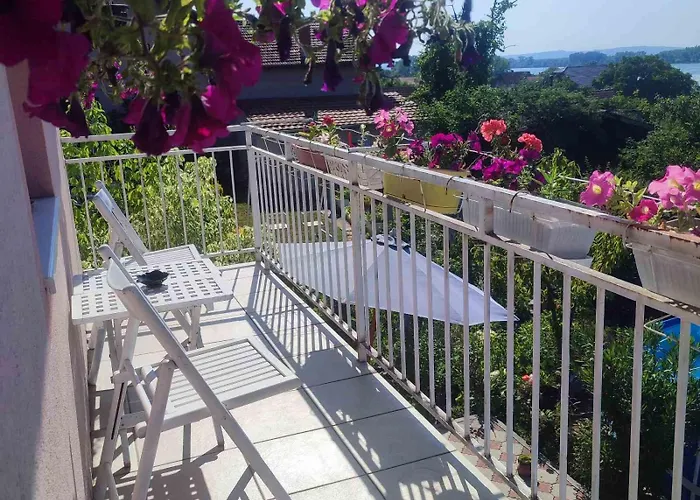 Lux Apartmans - Vila Jugovo