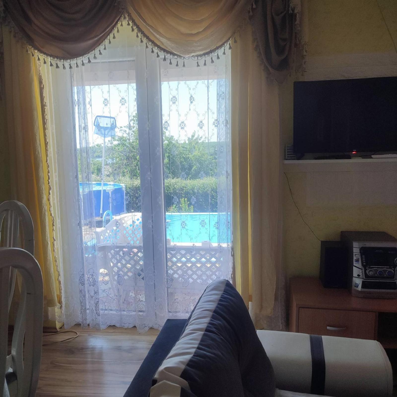 Lux Apartmans - Jugovo Vilă